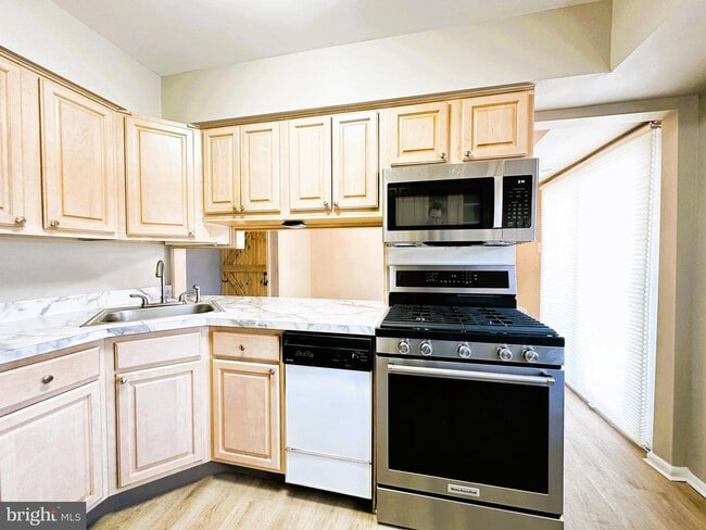 Building Photo - 42 Michael Rd