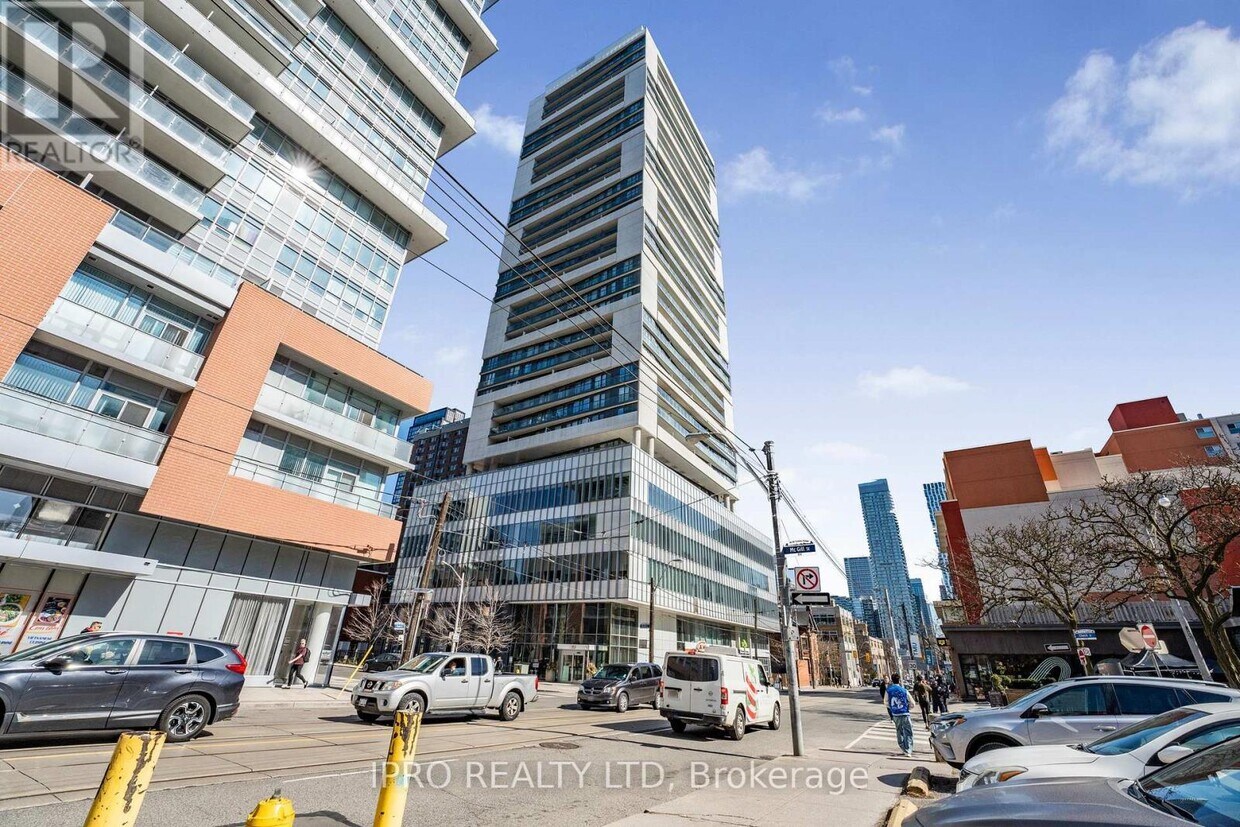 Photo principale - 89-2489 McGill St