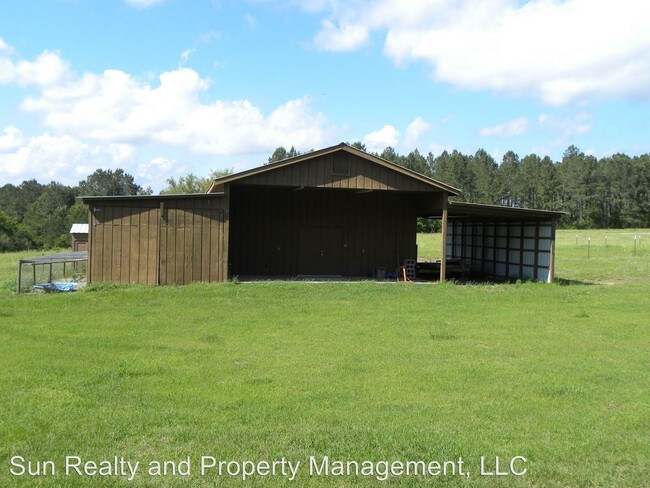 Building Photo - 25351 Cowpen Creek Rd
