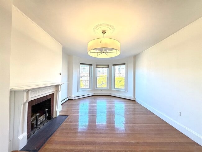 Foto del edificio - 218 Newbury St