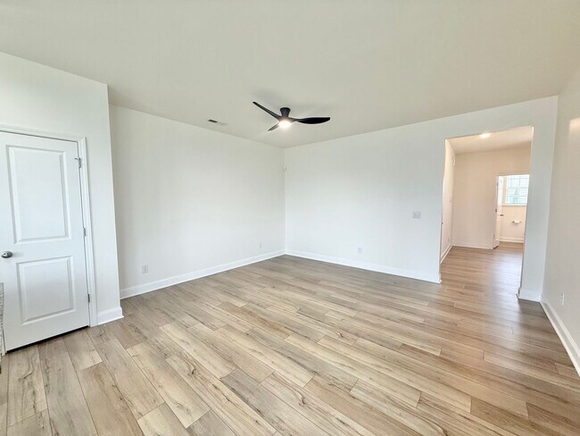 Foto del edificio - 1826 Grassy Falls Ln