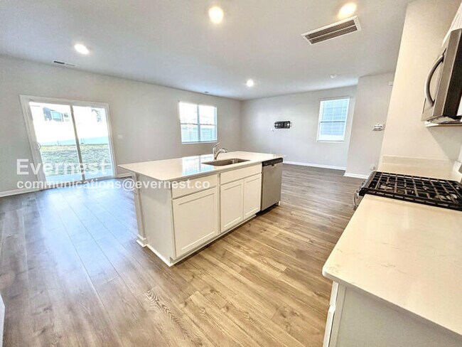 Building Photo - 1819 Wellwood LN