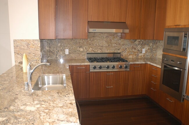 Building Photo - 38 N Almaden Blvd