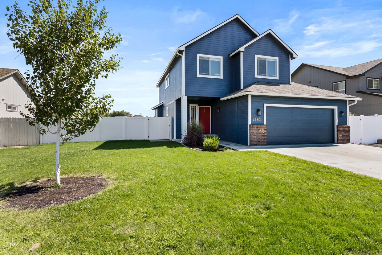Foto principal - House in West Valley!