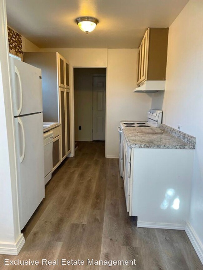 Building Photo - 1 br, 1 bath House - 2141 Radcliffe Avenue