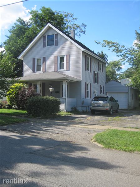 Primary Photo - 232 Banning Ave