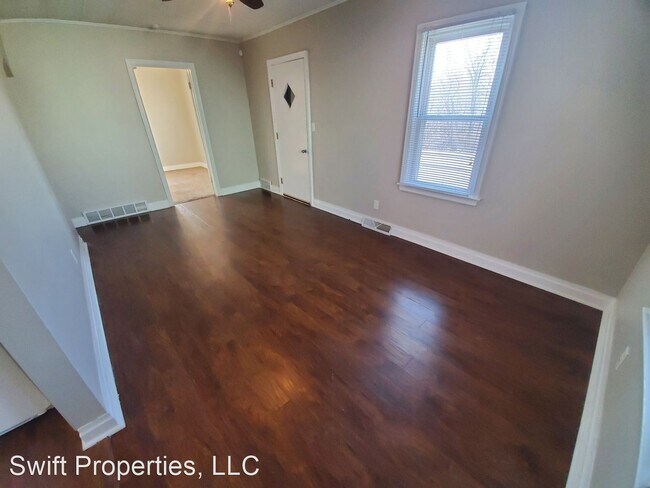Foto del edificio - 2 br, 1 bath House - 2946 East Euclid Avenue
