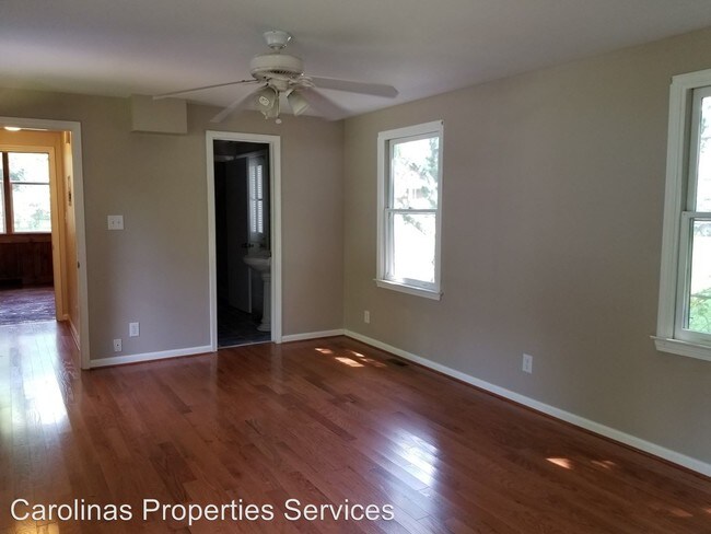 Building Photo - 3 br, 3 bath House - 209 Springs St