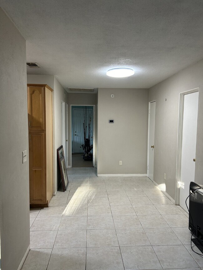 Foto del edificio - Bring Your  RV or Boat  -   2/1 House Incl...