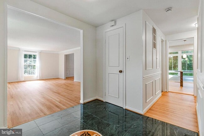 Foto del edificio - 4203 Pickering Pl