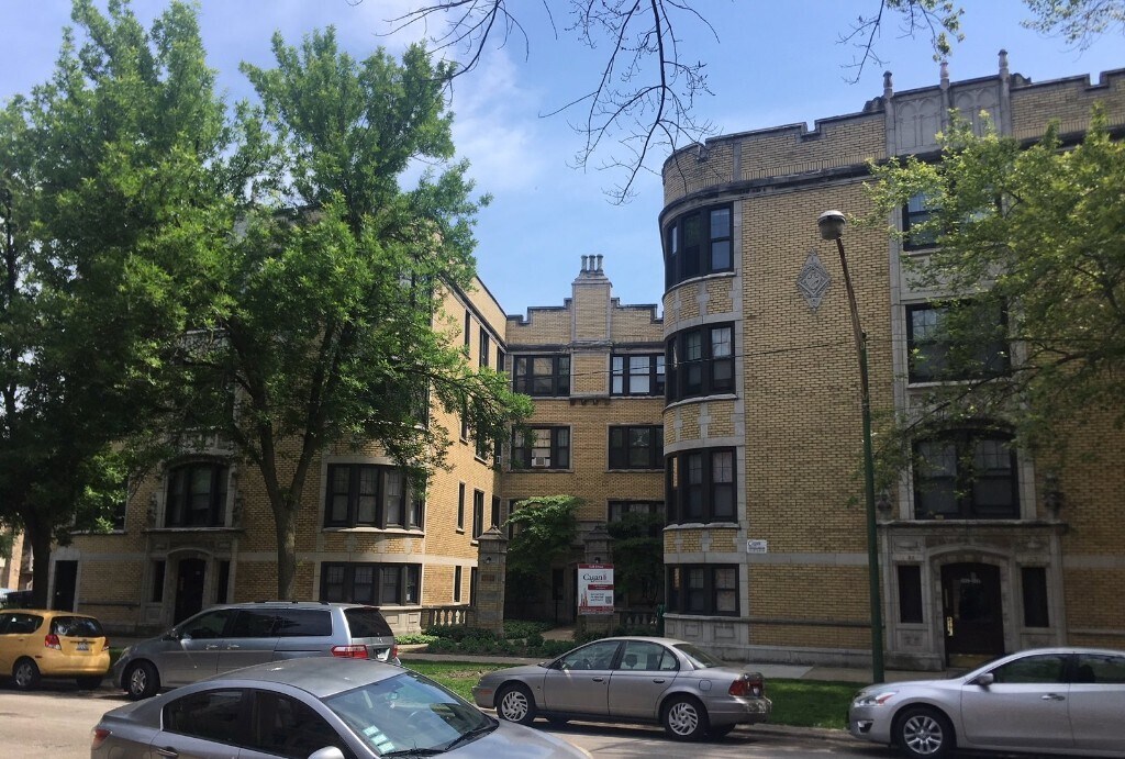 Primary Photo - 1221 W Chase Ave