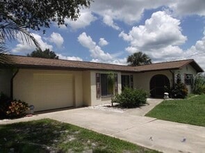 Building Photo - 22290 Tennyson Ave