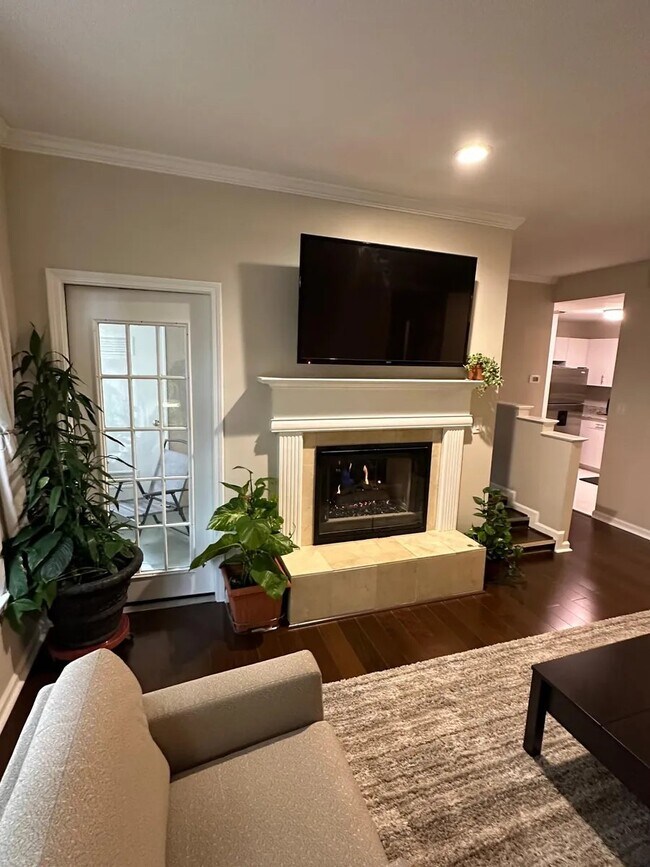 Foto del edificio - 220 Renaissance Pkwy NE