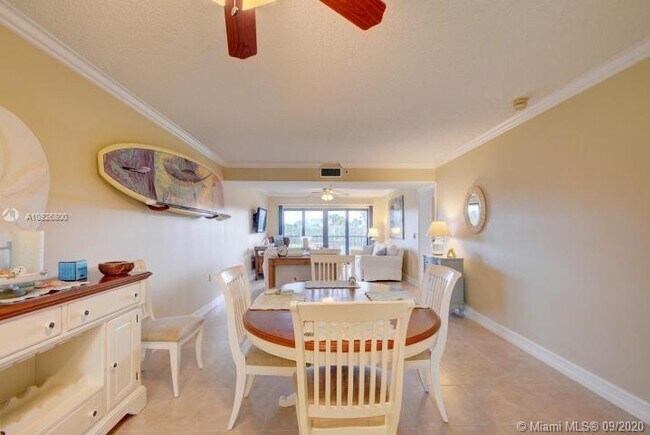 Foto del edificio - 101 Ocean Bluffs Blvd