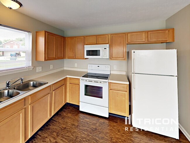 Building Photo - 1823 Irish Lake Lane Indianapolis IN