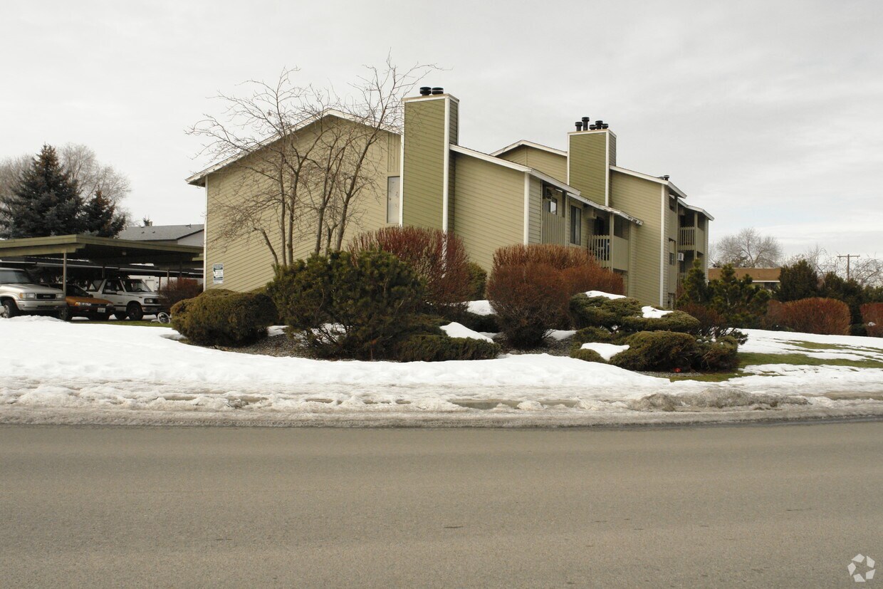 Building Photo - 2121 N Houk St