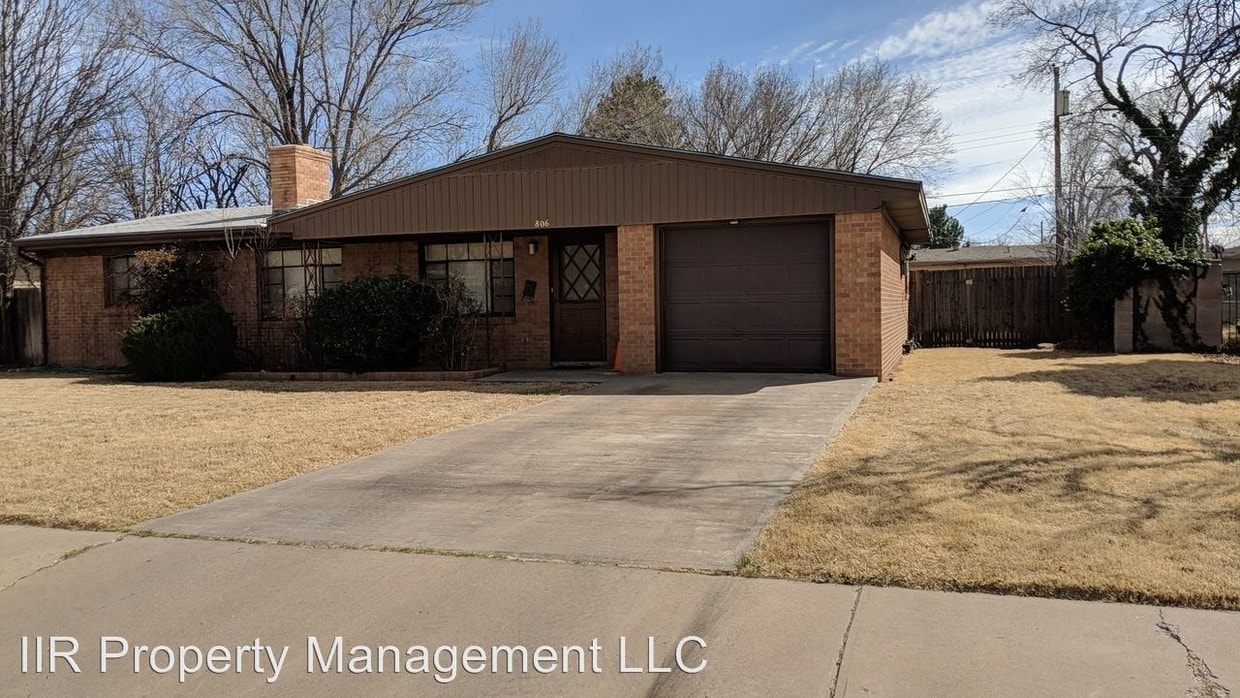 Foto principal - 806 S Heights Dr