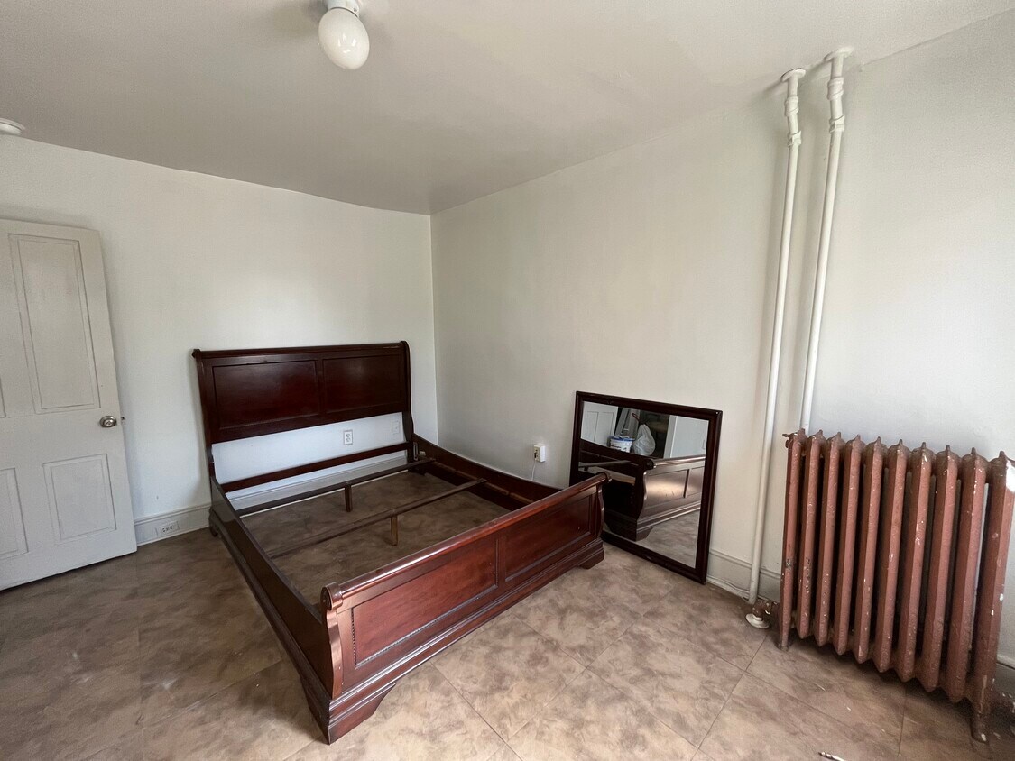 645 E Orange St, Lancaster, PA 17602 Townhouse for Rent in Lancaster