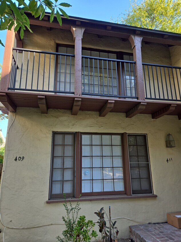Primary Photo - 409 E Pasadena St