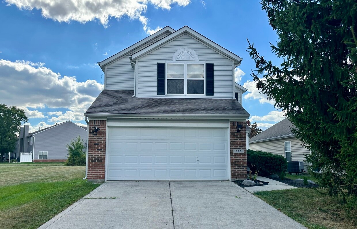 Foto principal - 663 Vernon Pl