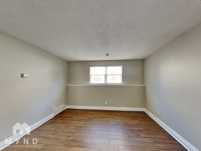 Foto del edificio - 181 Northwood Dr