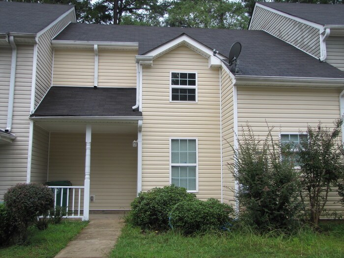 2603 Wellington Walk Pl, Lithonia, GA 30058 Townhome Rentals in