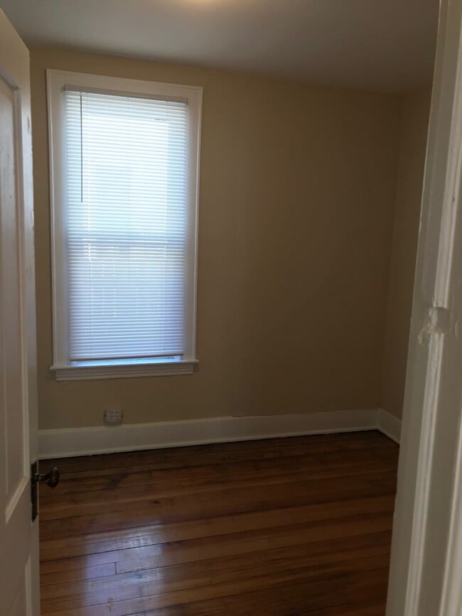Foto del edificio - Updated 5 Bedroom 2 Bathroom Home in St.Paul!