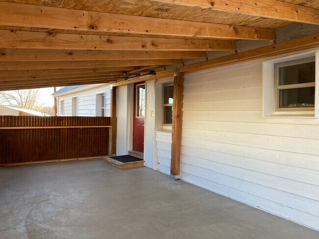 Foto del edificio - 795 E East Ct