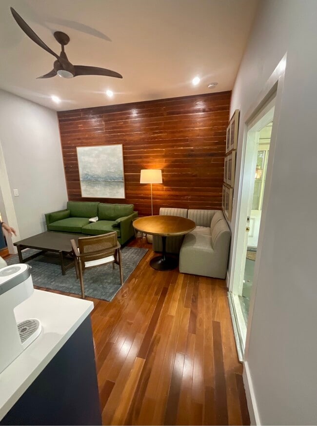Living/Dining Room - 400 Simonton St