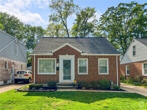 Building Photo - 574 Huntmere Dr