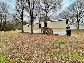Building Photo - 112 Canipe Rd