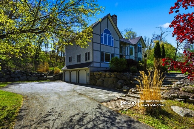 Building Photo - 24 Table Rock Rd