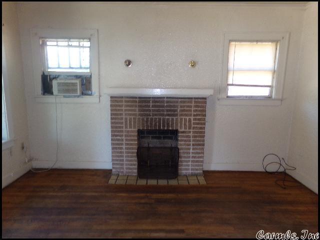 Building Photo - 2315 Brown St