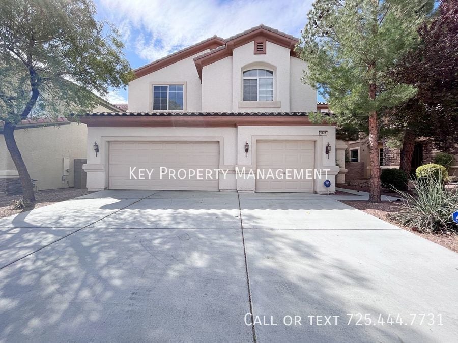 5 BEDROOM 2 STORY HOME IN SOUTHERN HIGHLANDS! House Rental in Las