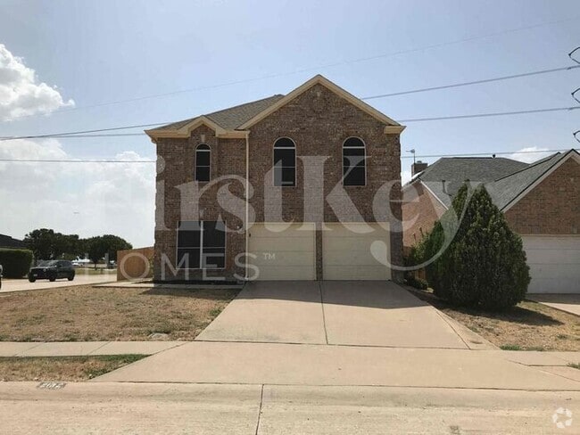 Building Photo - 2132 Montclair Ln