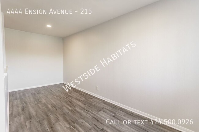 Building Photo - 4444 Ensign Ave
