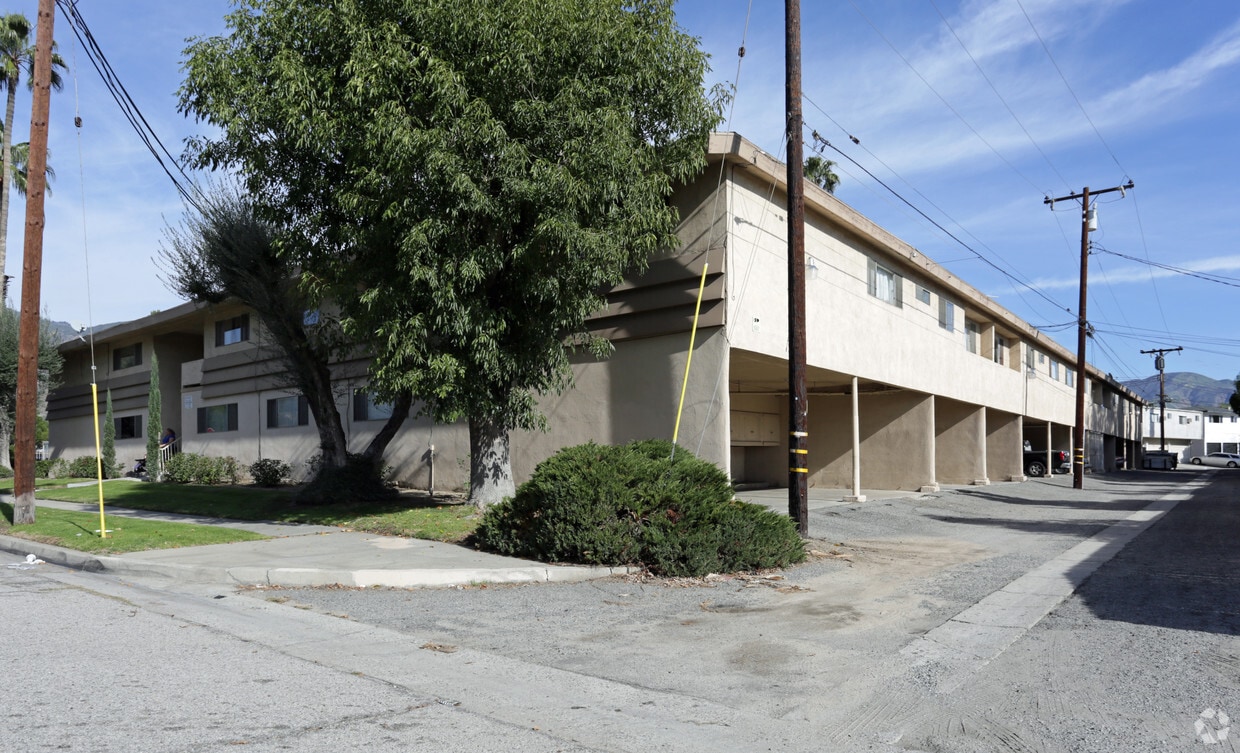 Building Photo - 135 Ralston Ave