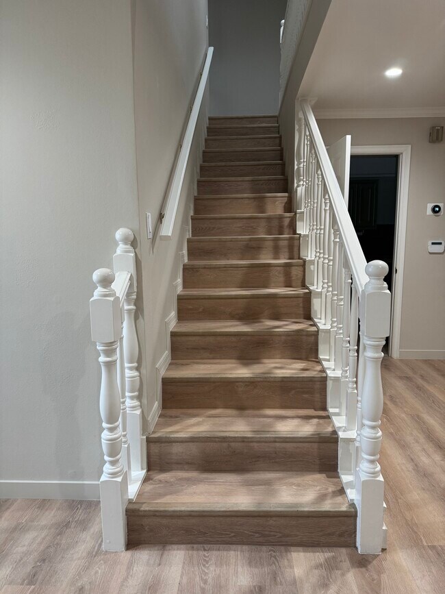 Stairway - 18850 Hatteras St
