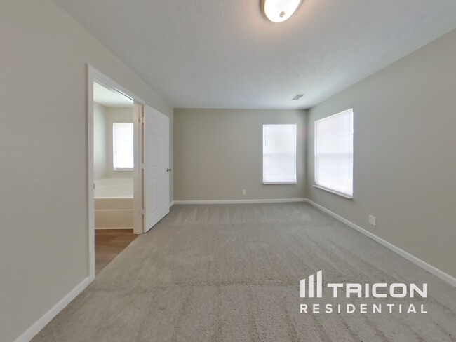 Building Photo - 2137 Erin Ln