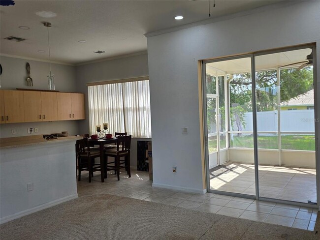 Building Photo - 522 Anise Ct