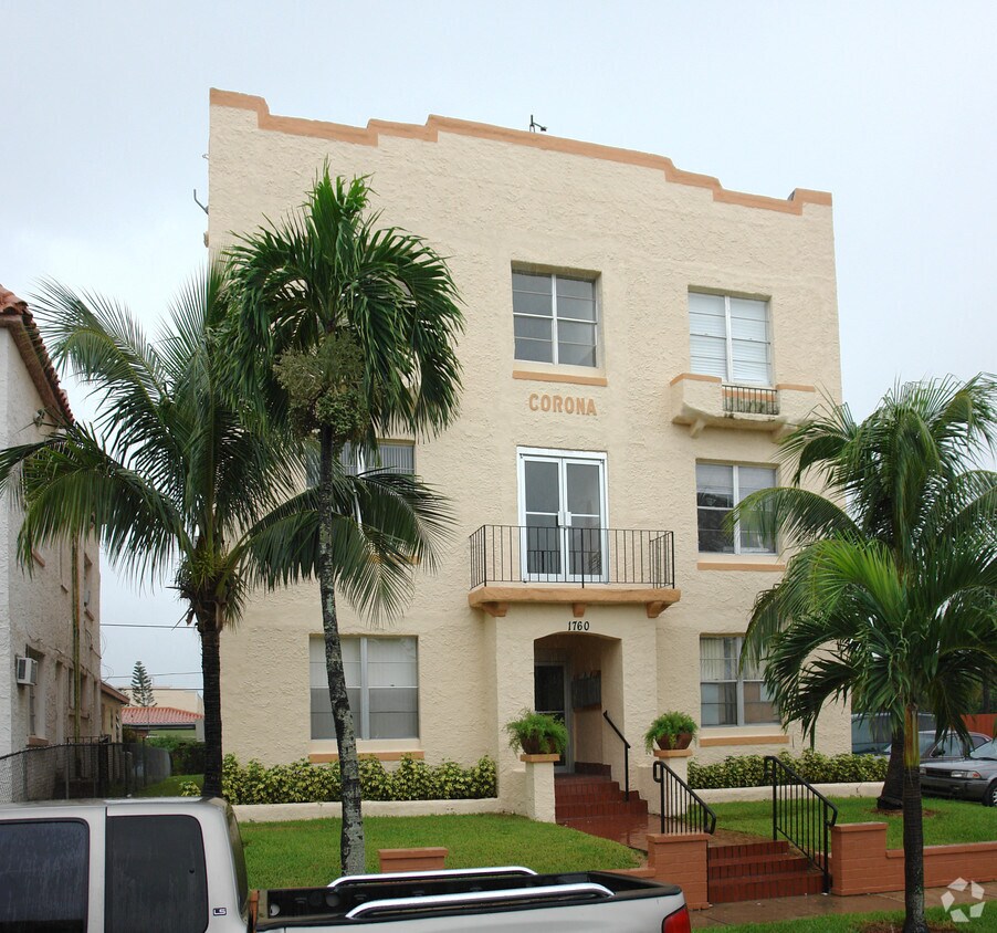 Foto principal - 1760 SW 13th St