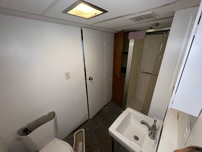 Foto del edificio - 4091 E 56th St