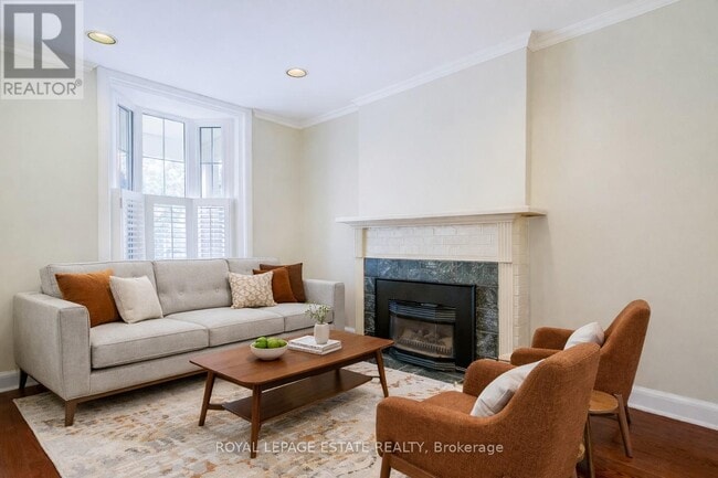 Building Photo - 292 Silver Birch Ave