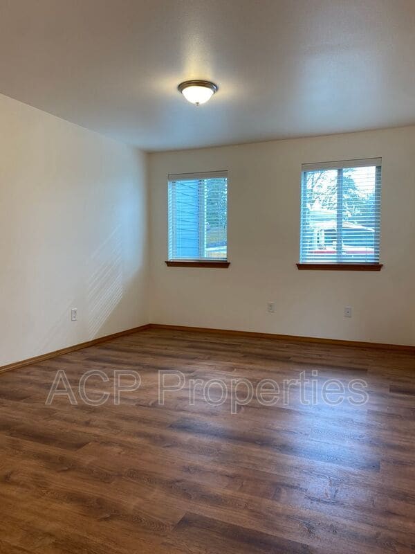 Building Photo - 5895 Cedar St