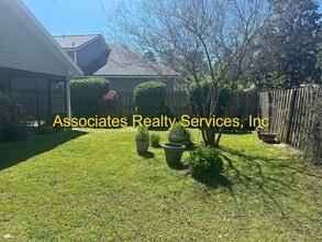 Building Photo - 4918 NW 20th Dr