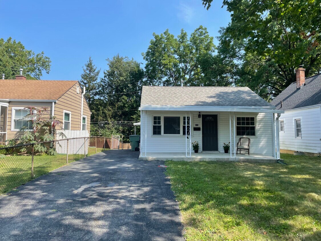 Foto principal - 334 Chase Rd