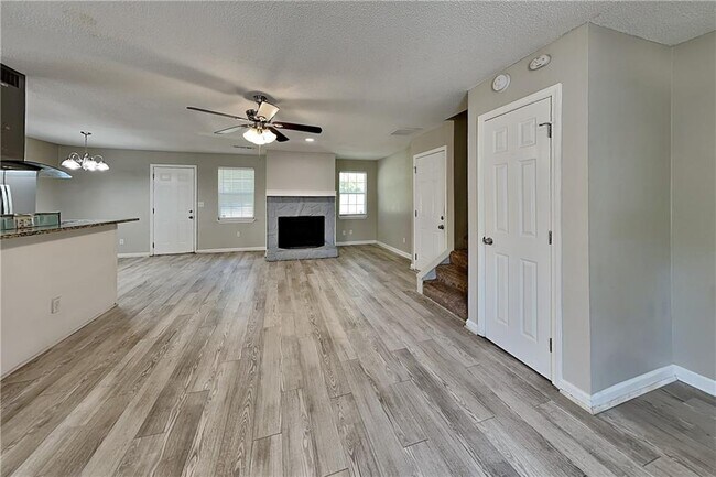 Foto del edificio - 4956 W Ridge Dr