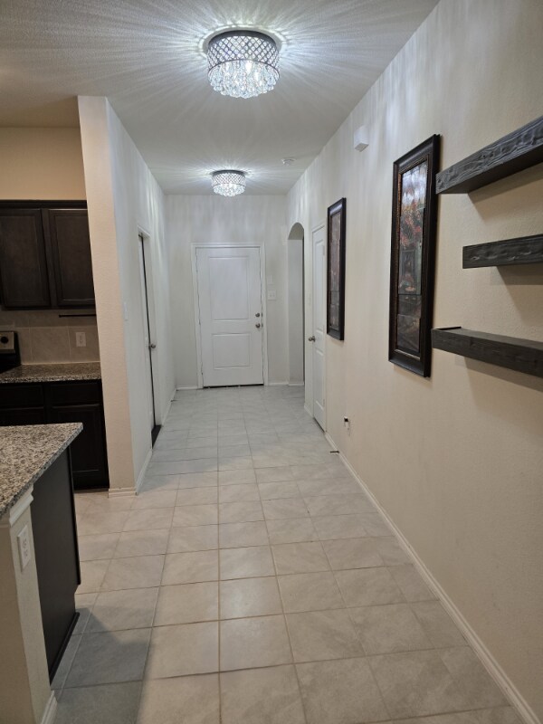 Building Photo - 1220 Meadow Creek Dr