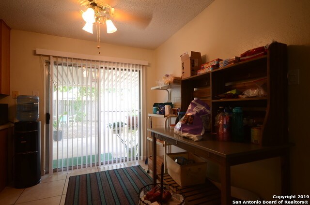 Foto del edificio - 6602 Timberhill