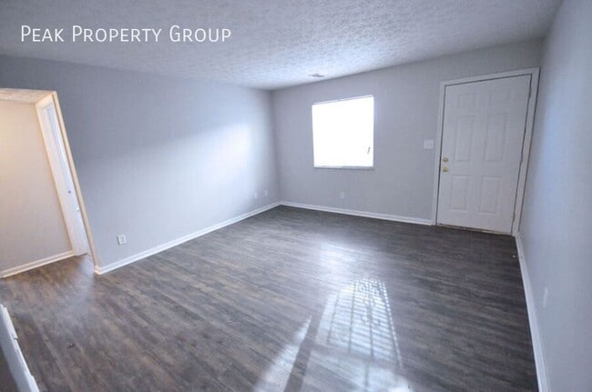 Building Photo - 1332 Courtland Ave